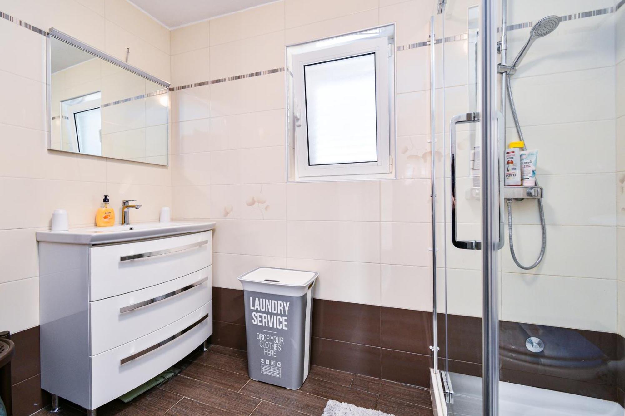 Apartman Lavanda Sa Bazenom I Okucnicom 4* Hreljin Luaran gambar